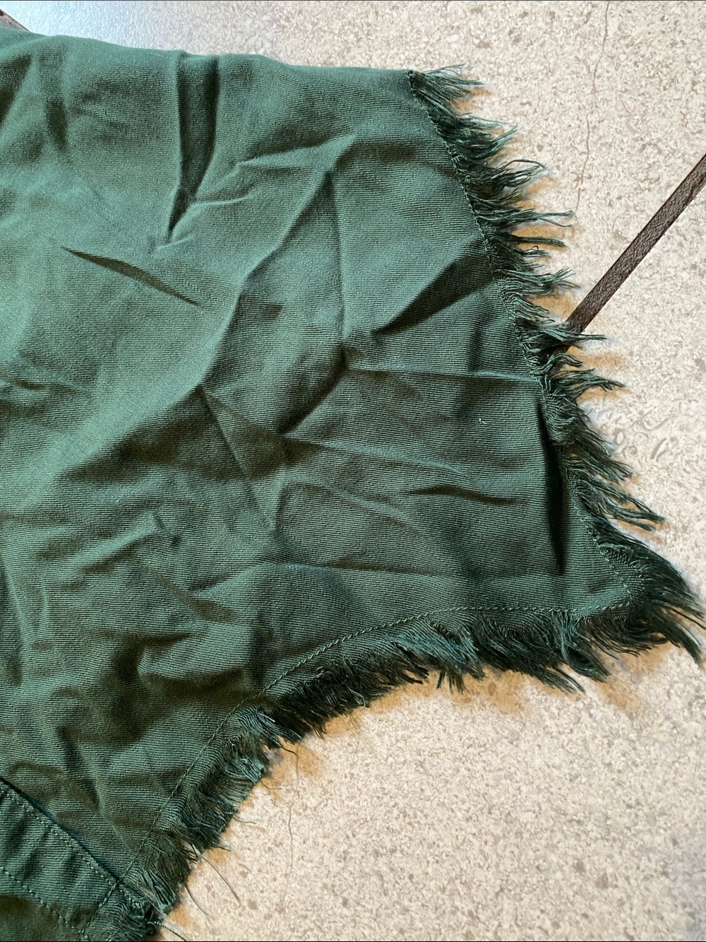 Women's Forest Green Button-Front Frayed Hem Shirt - Picture 5 of 9
